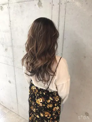カラー ロング 🌈美髪矯正／髪質 改善カラーDaigoのヘアスタイル