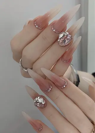 ネイル MIHANA NAILのネイルデザイン