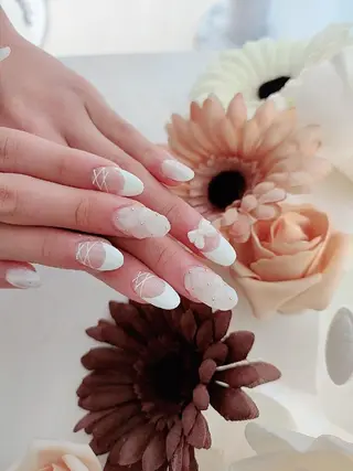 ネイル RUNWAY 　　の眉毛・アイブロウイメージ