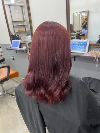 ミディアム 店長🩷艶カラー 🧡💛リサ🫧のヘアスタイル