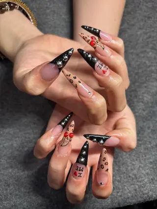 ネイル 梅澤 杏のネイルデザイン