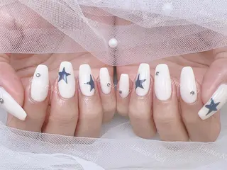 ネイル Moming 🌷のネイルデザイン