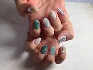 ネイル S. SAYAのネイルデザイン