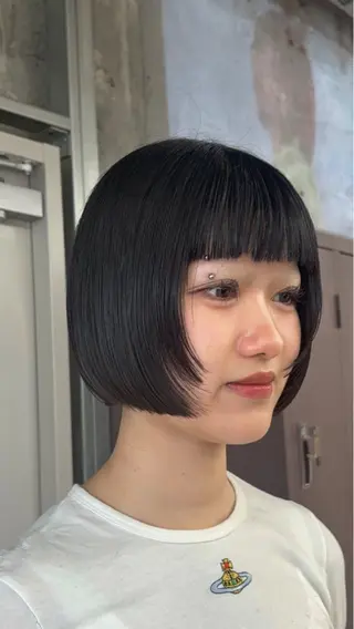 ミディアム 愛加メンズパーマ・ ボブ・ピンクカラーのヘアスタイル