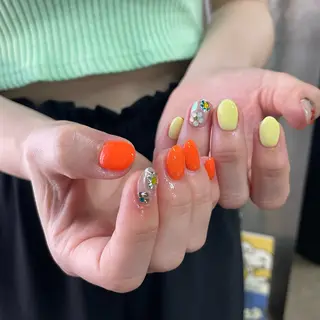 ネイル twoo______ miyuのネイルデザイン