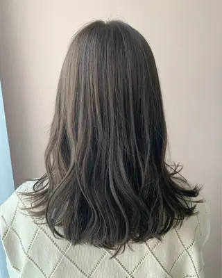 セミロング カラー hub hair レイヤー/透明感のヘアスタイル
