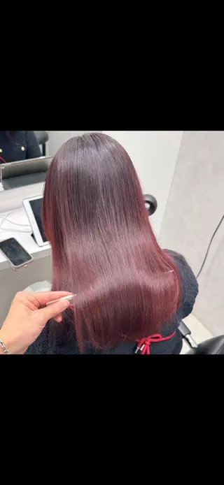 セミロング salowin 渋谷　joule所属・美髪矯正 韓国レイヤーのヘアスタイル