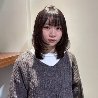 ミディアム グレージュ🐰透明感 カラー🫧akihoのヘアスタイル