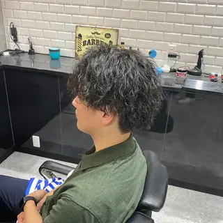 ミディアム パーマ メンズ 前田賢生 ご新規様はNGのヘアスタイル