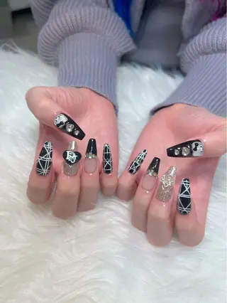 ネイル C ✨Mのネイルデザイン