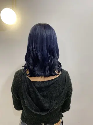 ミディアム カラー ハナダ メイのヘアスタイル