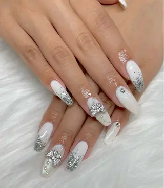 ネイル private salon fee所属・nail salon feeゆりかのネイルデザイン