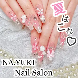 ネイル Mina. 🦢のネイルデザイン