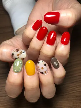 ミディアム ネイル Iwasaki Maiのマツエク・マツパデザイン