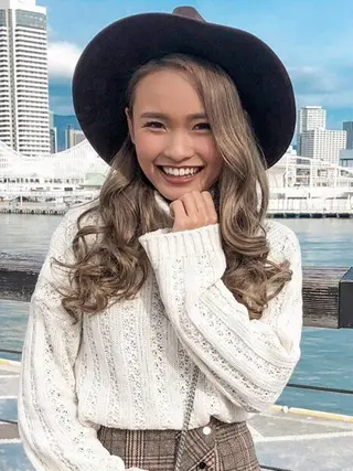 ロング カラー パーマ ヘアアレンジ Device ディバイスのヘアスタイル