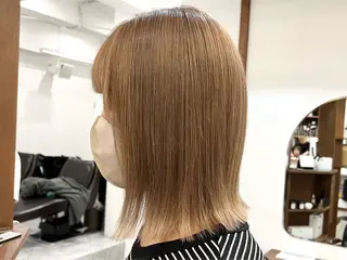 ミディアム カラー Ami ブリーチ/ハイトーンのヘアスタイル