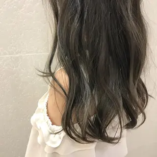 ロング カラー 駅チカ【ali'i】 アリイ花崎友美☘のヘアスタイル