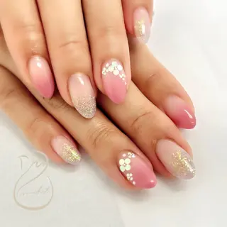 ネイル h. rikaのネイルデザイン