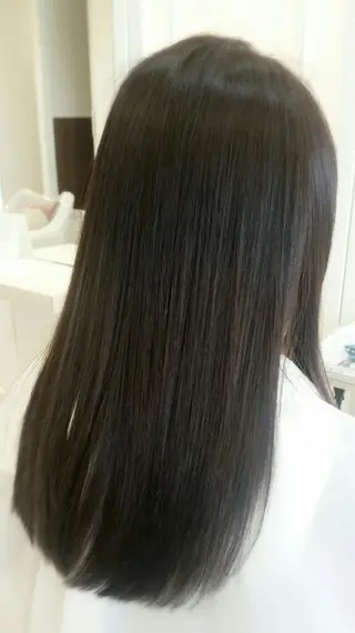 ロング 須賀 一美のヘアスタイル