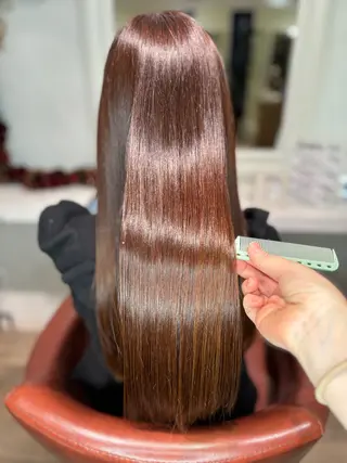 ロング カラー 栗形 龍乃介のヘアスタイル