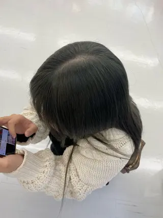 カラー 小宮山 桃加のヘアスタイル