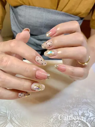 ネイル Cattleya カトレアのネイルデザイン