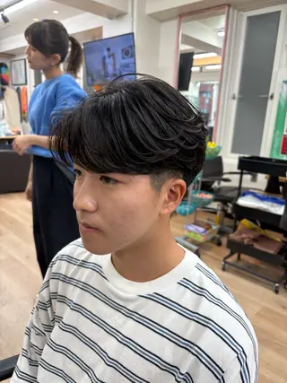 パーマ メンズ カワカツ トキのヘアスタイル