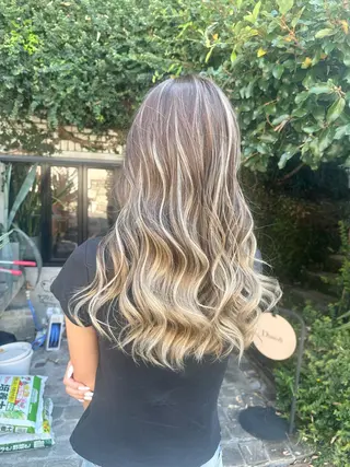 ロング Dimo＆所属・レイヤーカット /ダイスケのヘアスタイル