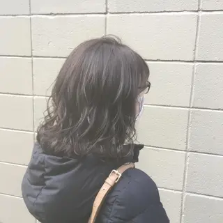 ミディアム カラー しのはら まどかのヘアスタイル