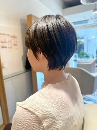 ショート カラー 安永 涼のヘアスタイル