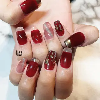 ネイル UrakoNail 《nail》のネイルデザイン
