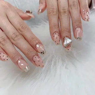 ネイル La neige* yuki 🥯🍑のネイルデザイン