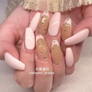 ネイル R inのネイルデザイン