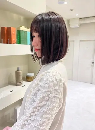 ショート 小顔ボブ jilblanカホのヘアスタイル