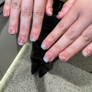 ネイル RIEKO🍒 ワンホン♡推しネイルのネイルデザイン