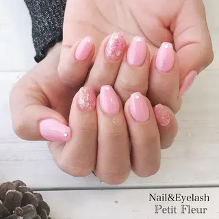 ネイル Petit Fleur所属・青柳 亜梨奈のマツエク・マツパデザイン