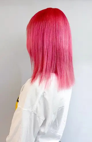 ミディアム Kva所属・ウルフ/ハイトーン /髪質改善/AIRIのヘアスタイル