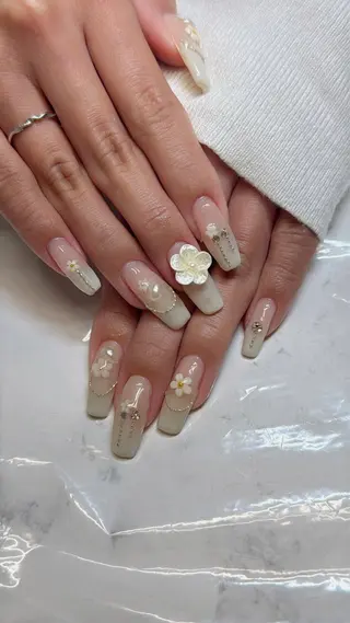 ネイル 💎Guarendo💎錦糸町店所属・✨アン ミユ✨のネイルデザイン