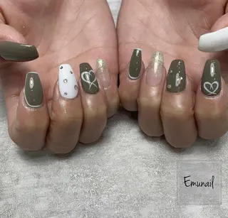 ネイル Emu Nailのネイルデザイン