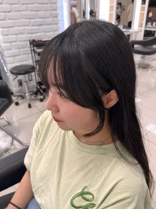 セミロング 【センターパート/ マッシュ】ryokaのヘアスタイル