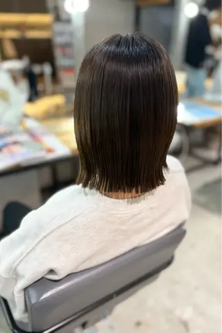 ミディアム カラー 菊地 紗矢のヘアスタイル