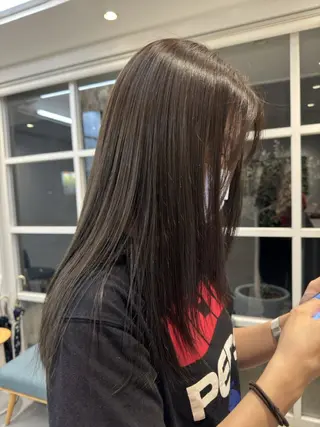 セミロング YUME/ ブリーチ／ハイライトのヘアスタイル