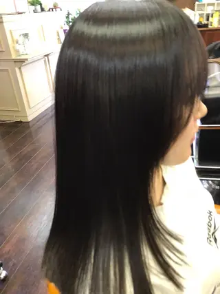 セミロング パーマ 桧山 真のヘアスタイル