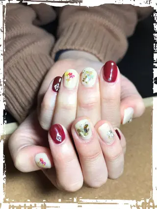 ネイル ECLAT エクラ所属・寺山 千鶴のネイルデザイン
