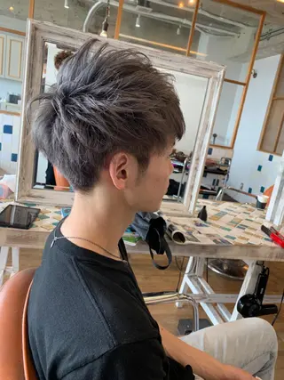 カラー Beyond（kitaro）所属・石井辰功也 フリーランス美容師のヘアスタイル