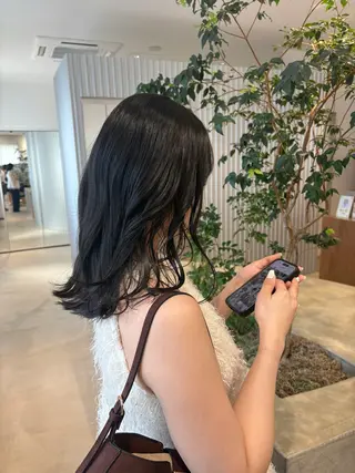 セミロング カラー Labyrinth所属・Labyrinth 久場くるみのヘアスタイル