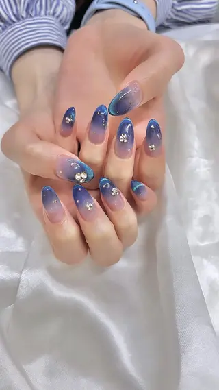 ネイル Nailsalon Fave/Rinaのネイルデザイン