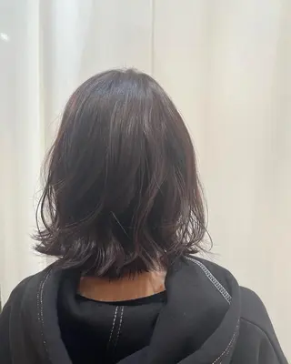ミディアム 和田 琉々香のヘアスタイル