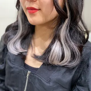 ハイトーン✨艶髪💘 💘 AYANO💘のヘアスタイル