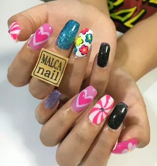 セミロング ヘアアレンジ パーマ ネイル キッズ マツエク・マツパ MALCAnail(マルカネイル)所属・荒木 莉奈のネイルデザイン